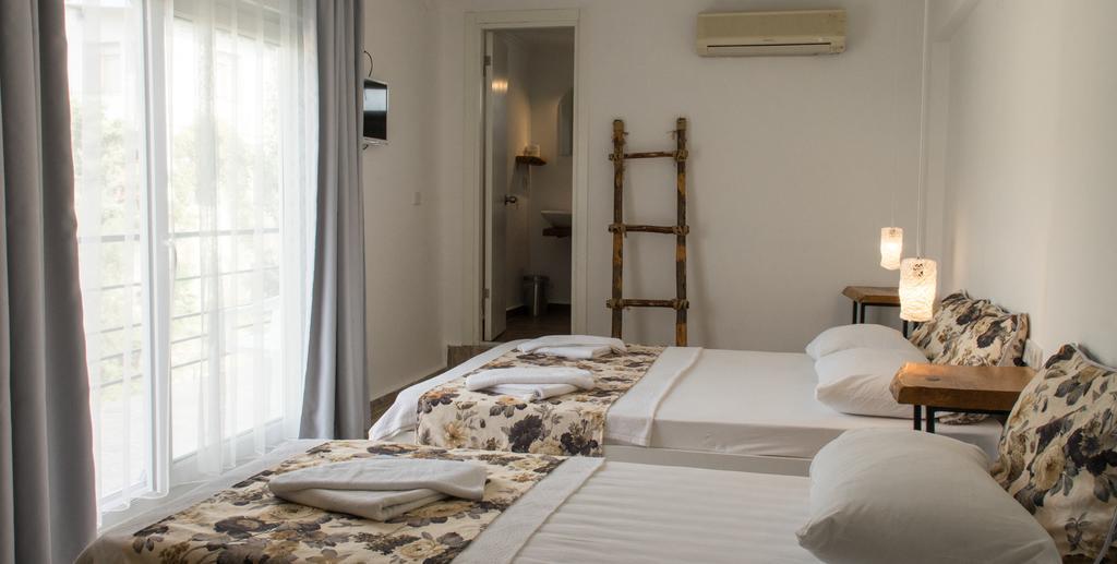 Pataros Hotel パタラ エクステリア 写真