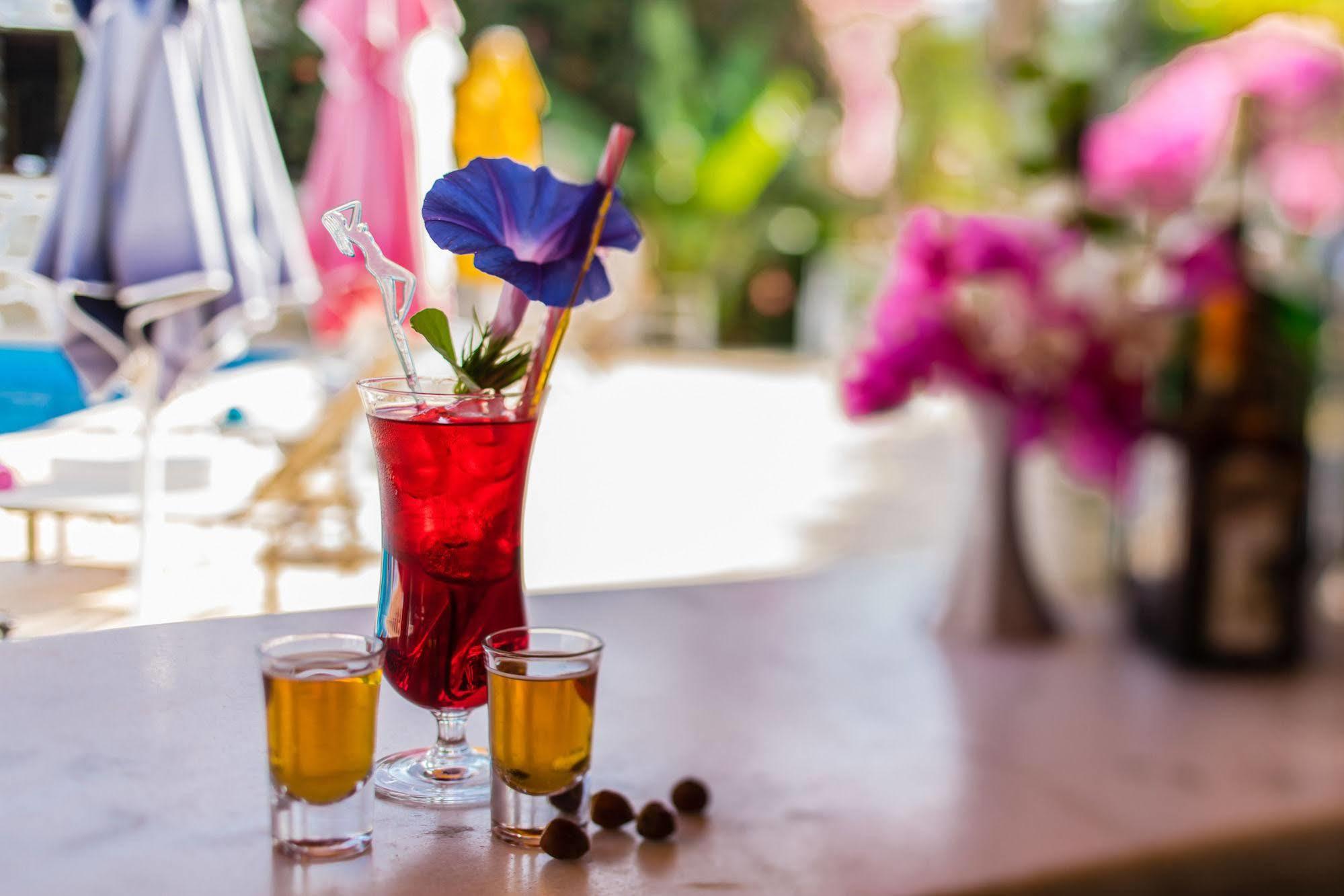 Pataros Hotel パタラ エクステリア 写真