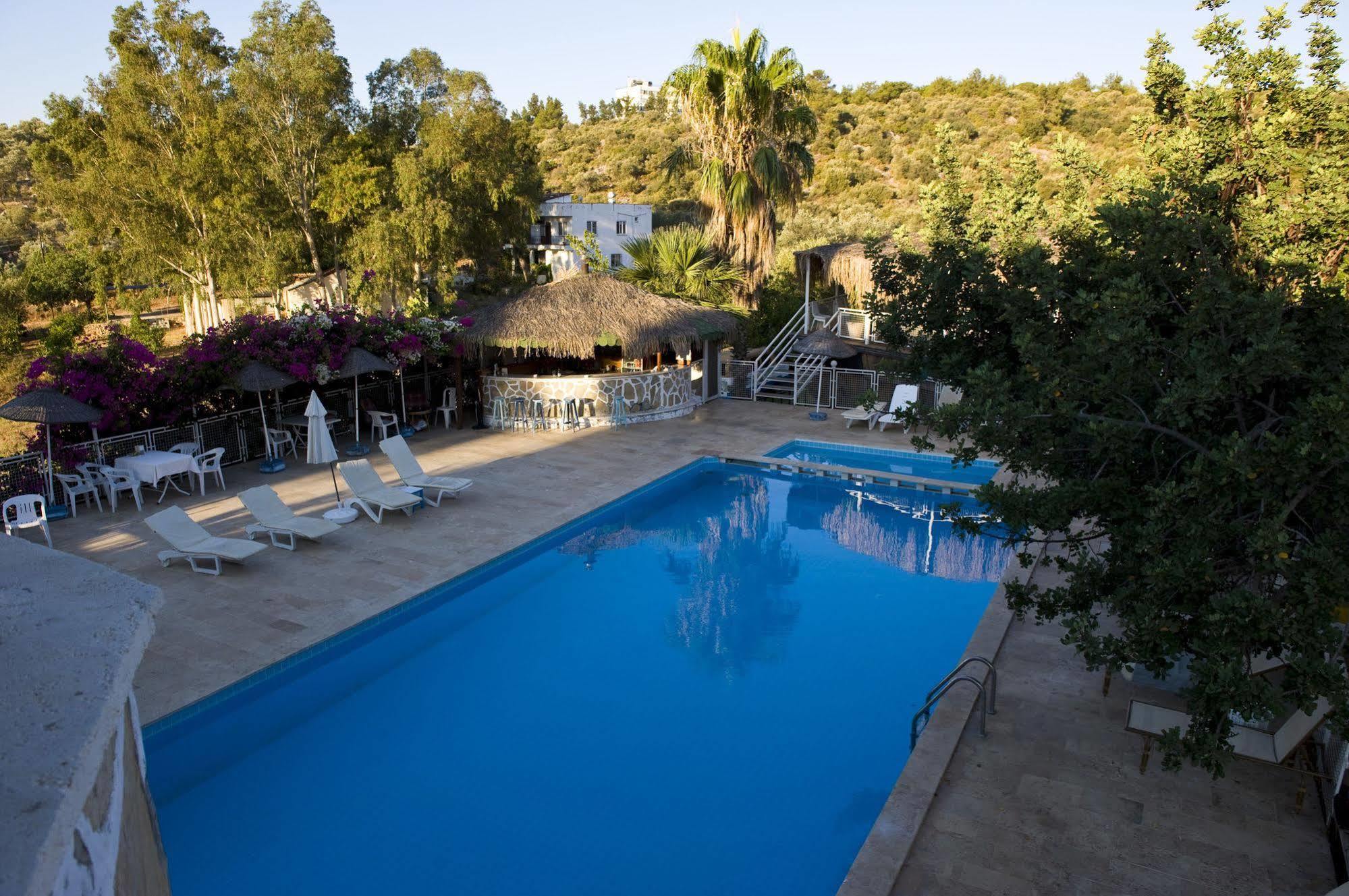 Pataros Hotel パタラ エクステリア 写真